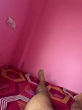 jucydick010887 online show from October 13, 3:39 am