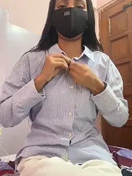 Snapshot of Sandhya_77 chatting on September 28, 5:57 am Sandhya 77 online show from September 28, 5:57 am