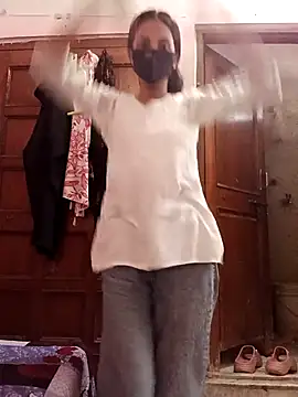 Snapshot of Sandhya_77 chatting on October 10, 5:06 am Sandhya 77 online show from October 10, 5:06 am