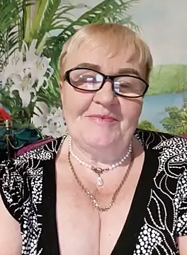 VioletSweet5566 online show from September 22, 6:32 pm