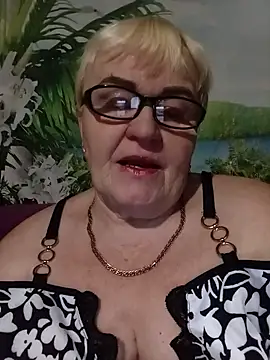 VioletSweet5566 online show from November 29, 8:45 pm