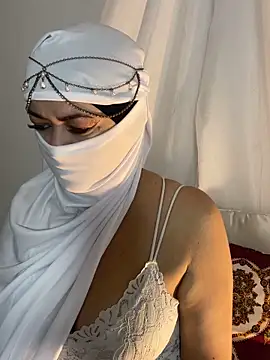 Amyraa  online show from November 27, 1:24 pm