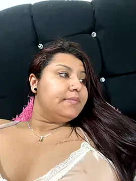 naomy26 online show from September 18, 5:31 am