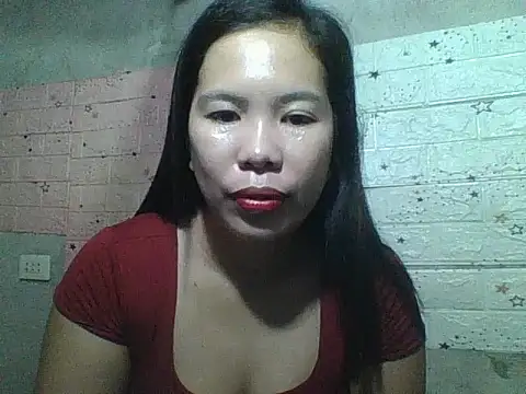 Snapshot of pinaysinglemommm chatting on October 14, 9:04 pm pinaysinglemommm online show from October 14, 9:04 pm