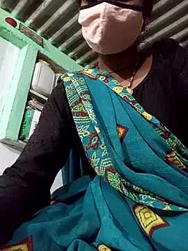 MISS LOVE 001 online show from October 10, 5:12 pm