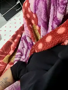 Snapshot of Radhika_01 chatting on November 12, 4:29 pm Radhika 01 online show from November 12, 4:29 pm