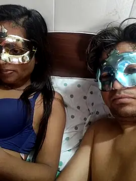 Snapshot of Radhika_01 chatting on November 15, 5:27 am Radhika 01 online show from November 15, 5:27 am