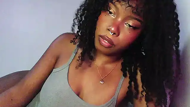 Snapshot of SparklingSoleil chatting on November 26, 2:07 pm SparklingSoleil online show from November 26, 2:07 pm