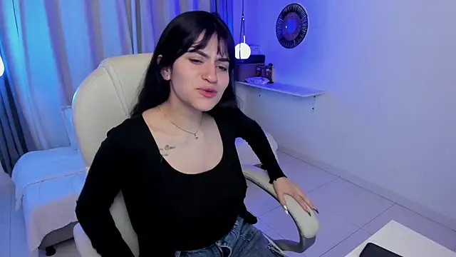 kurito  online show from November 14, 3:05 am