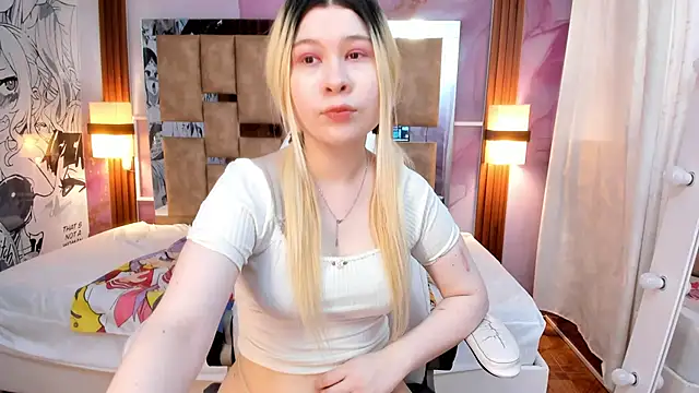 Melody Lolii online show from September 22, 5:59 pm