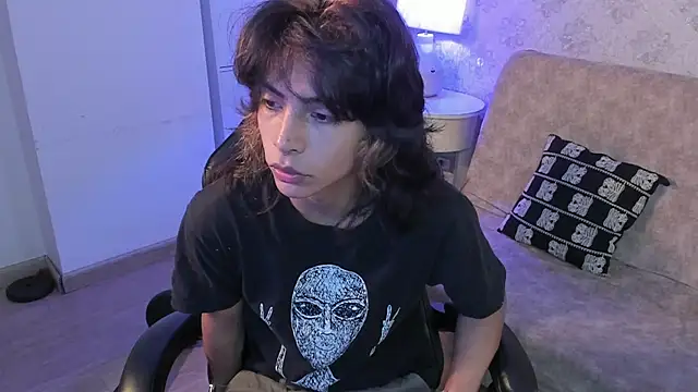 Dereck Manson online show from October 5, 11:41 am