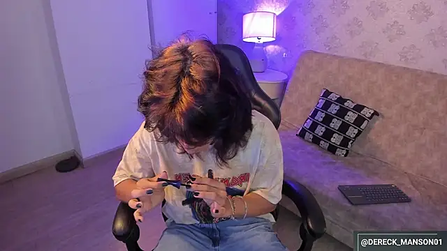 Dereck Manson online show from October 7, 11:51 am