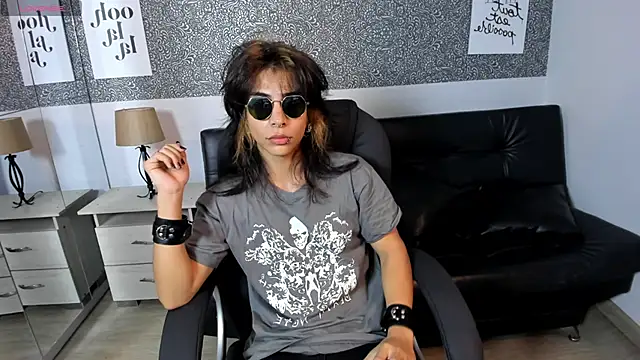 Dereck Manson online show from November 12, 11:54 am