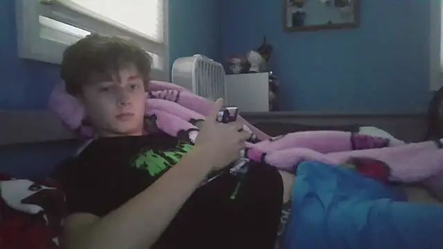 Liam axel35 online show from September 26, 10:47 pm