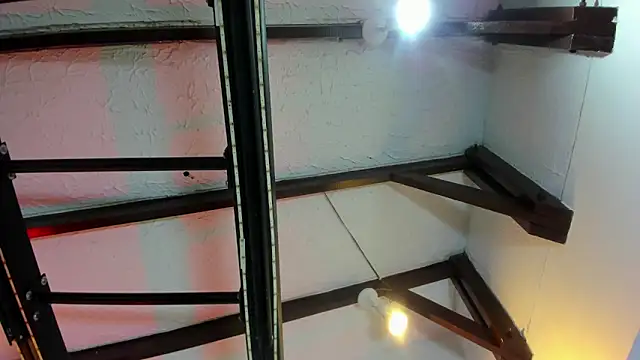 ItaloMoore online show from November 28, 11:13 am