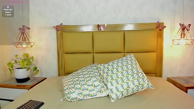 MELISSAROUGE online show from September 11, 7:47 pm