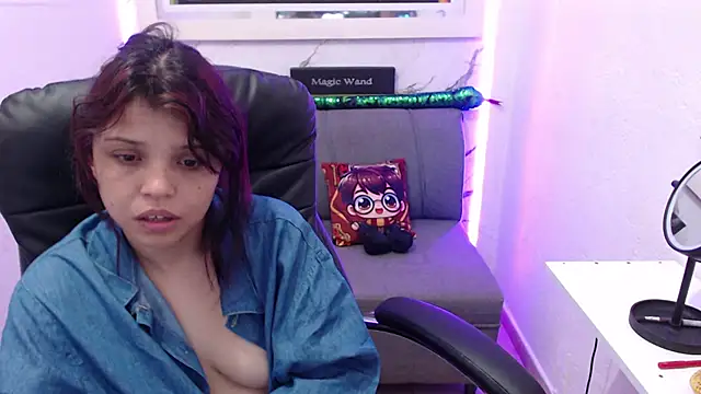 minnie cake online show from October 7, 8:28 pm