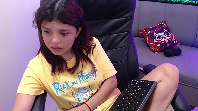 minnie cake online show from October 10, 3:55 pm