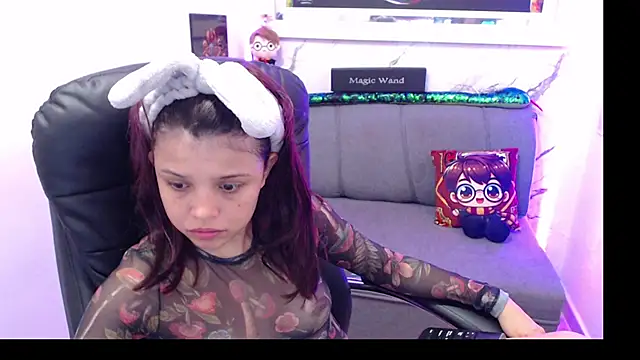 minnie cake online show from October 23, 12:10 am