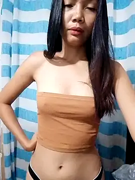 Snapshot of hotprincess069 chatting on October 23, 9:24 pm hotprincess069 online show from October 23, 9:24 pm