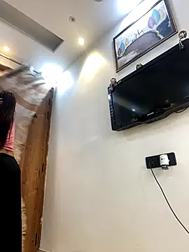 april 0066 online show from November 12, 4:40 pm