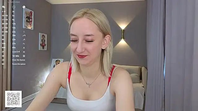 JodeeThu online show from November 14, 5:39 am