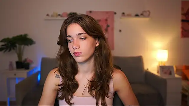 kissie cat online show from September 24, 6:22 pm