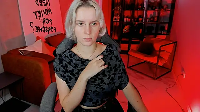 BethanyCloud online show from October 20, 5:41 am