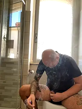 Snapshot of omihaze94 chatting on September 28, 10:20 am omihaze94 online show from September 28, 10:20 am