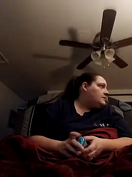 Snapshot of nonconformer16 chatting on December 17, 9:43 pm nonconformer16 online show from December 17, 9:43 pm