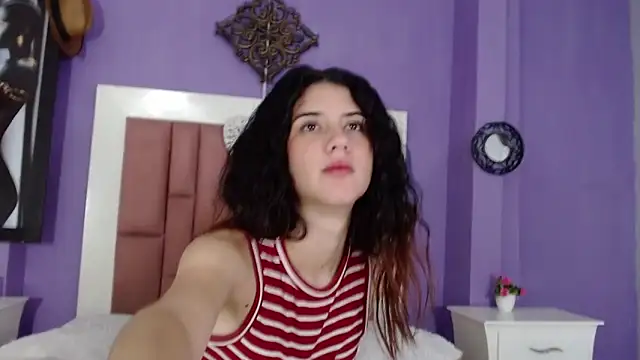 Snapshot of ChiaraLudovica chatting on September 15, 2:39 pm ChiaraLudovica online show from September 15, 2:39 pm