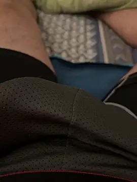 Snapshot of T0To_ chatting on October 30, 5:57 pm T0To online show from October 30, 5:57 pm