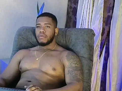 Snapshot of BenjaminCol_ chatting on October 17, 1:09 am BenjaminCol online show from October 17, 1:09 am