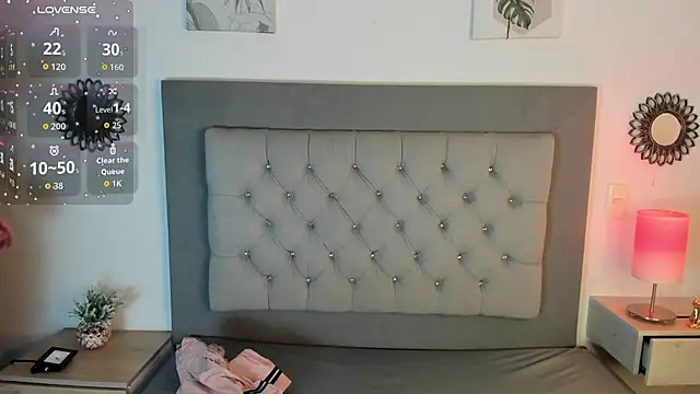 Seraphyne666 online show from September 11, 12:27 pm