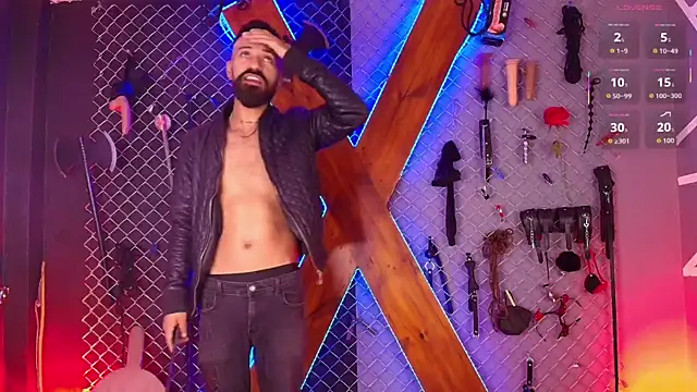 Warick and Aria bdsm  online show from September 17, 7:37 pm