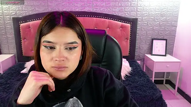 Snapshot of Natalie_loffreda chatting on September 10, 2:55 am Natalie loffreda online show from September 10, 2:55 am