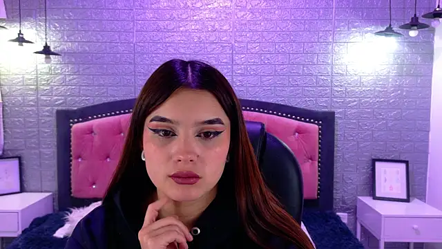 Snapshot of Natalie_loffreda chatting on September 15, 2:44 am Natalie loffreda online show from September 15, 2:44 am