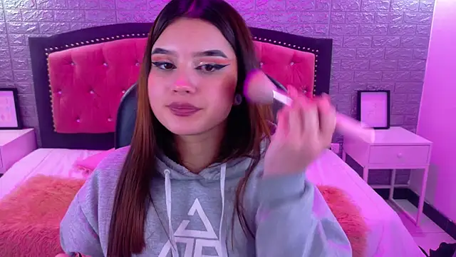 Snapshot of Natalie_loffreda chatting on October 14, 7:53 am Natalie loffreda online show from October 14, 7:53 am