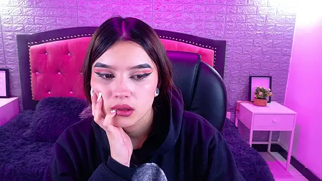 Snapshot of Natalie_loffreda chatting on October 27, 2:59 am Natalie loffreda online show from October 27, 2:59 am