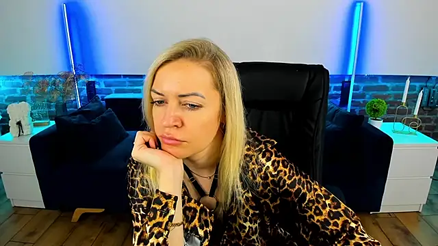 Anna Snows online show from September 23, 12:08 pm