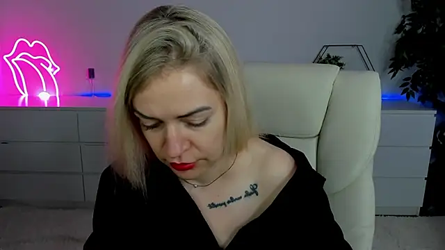 Anna Snows online show from September 28, 11:59 am