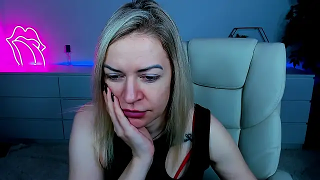 Anna Snows online show from September 29, 5:12 am