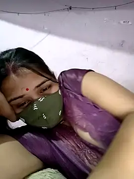 Snapshot of Riya_hot12 chatting on September 22, 7:21 am Riya hot12 online show from September 22, 7:21 am