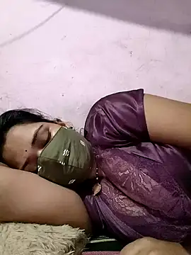 Snapshot of Riya_hot12 chatting on September 28, 10:26 pm Riya hot12 online show from September 28, 10:26 pm