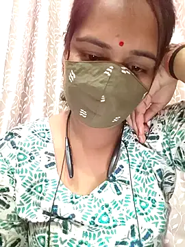 Snapshot of Riya_hot12 chatting on November 16, 8:31 am Riya hot12 online show from November 16, 8:31 am