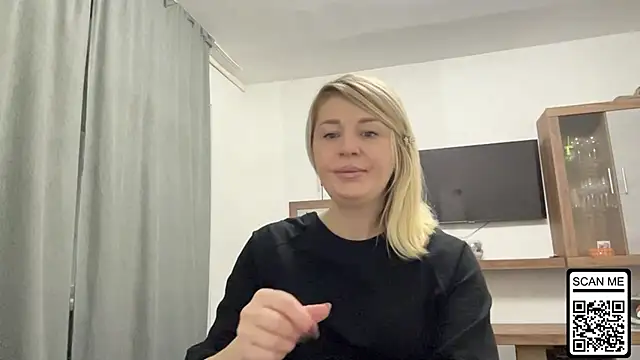 Blondie xoxoxo online show from October 8, 5:49 am