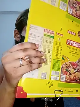 Snapshot of Cutie_Shruti chatting on September 30, 1:05 pm Cutie Shruti online show from September 30, 1:05 pm