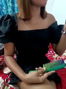 Snapshot of Cutie_Shruti chatting on November 3, 12:39 pm Cutie Shruti online show from November 3, 12:39 pm