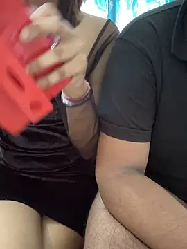 Snapshot of Cutie_Shruti chatting on November 6, 7:42 am Cutie Shruti online show from November 6, 7:42 am