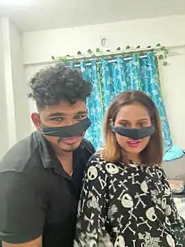 Snapshot of Cutie_Shruti chatting on November 20, 2:06 pm Cutie Shruti online show from November 20, 2:06 pm